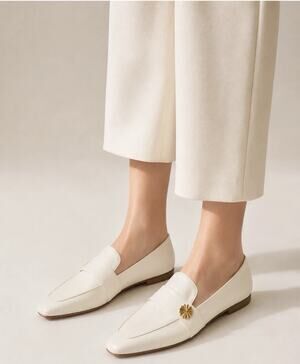 STUART WEITZMAN WYLIE Star Flat Shoe Cream Leather US 8.5